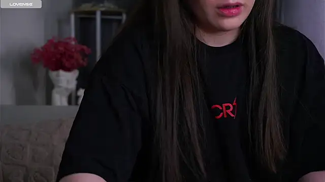 LowOncoming online show from 07/21/26, 03:20