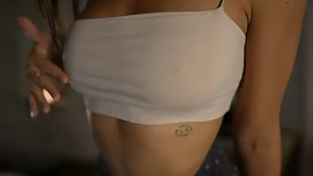 ValerieHill online show from 10/23/25, 03:28