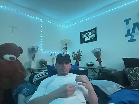 DaHomeEDubs online show from 03/22/25, 08:40