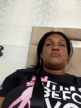 Michelle Brito1 online show from 02/15/25, 09:04