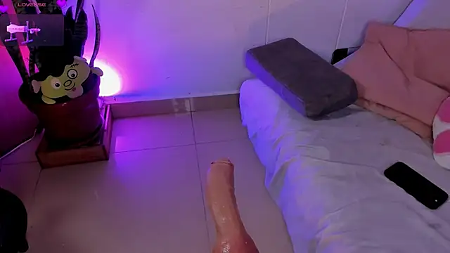 LilyRobertts online show from 07/02/26, 03:23