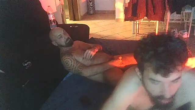 FJcouple online show from 12/18/24, 02:53
