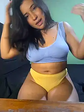 yuliparis online show from 02/01/25, 01:12