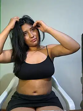 yuliparis online show from 02/11/25, 03:08