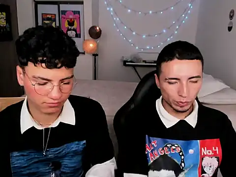 sweet boys xx online show from 03/22/25, 09:02