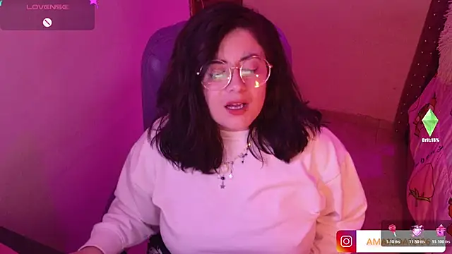 Snapshot of Azamy-12 chatting on 10/20/25, 03:40 Azamy-12 online show from 10/20/25, 03:40