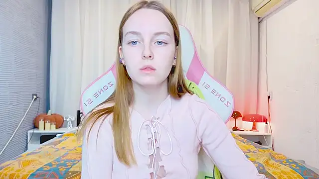 Wild  flowers online show from 11/21/25, 06:28