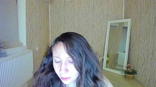 AishaRouhi online show from 12/15/24, 05:13