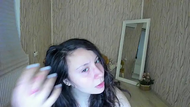 AishaRouhi online show from 01/03/25, 05:28