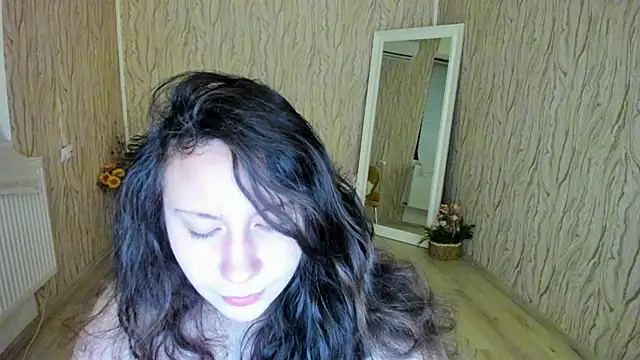 AishaRouhi online show from 01/12/25, 05:24