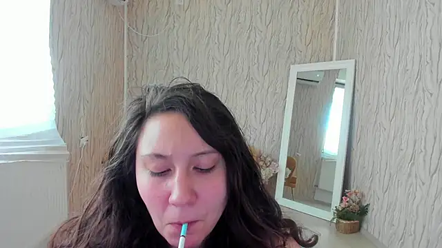 AishaRouhi online show from 01/15/25, 08:30