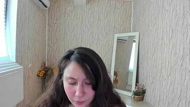 AishaRouhi online show from 01/18/25, 09:56