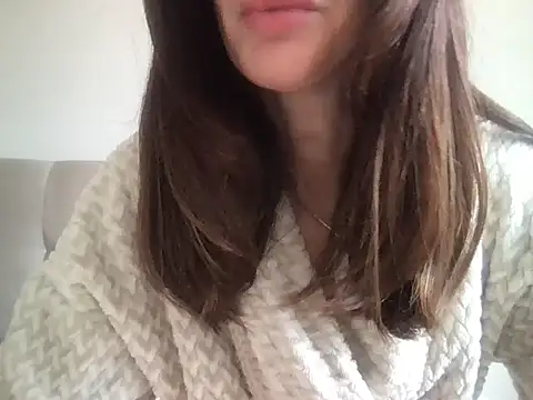 Snapshot of paolajonez chatting on 09/28/25, 12:43 paolajonez online show from 09/28/25, 12:43