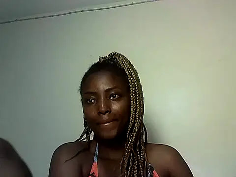 Snapshot of nanaswee chatting on 04/10/26, 04:23 nanaswee online show from 04/10/26, 04:23