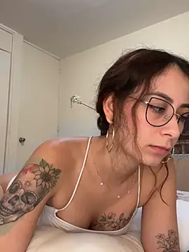 juanasnz99 online show from 12/22/24, 06:06
