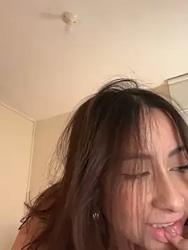 juanasnz99 online show from 10/09/25, 01:47