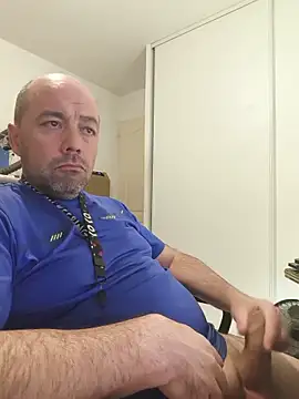 Snapshot of veryverybigdick45 chatting on 05/25/26, 10:16 veryverybigdick45 online show from 05/25/26, 10:16