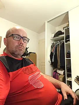 Snapshot of veryverybigdick45 chatting on 05/26/26, 10:28 veryverybigdick45 online show from 05/26/26, 10:28