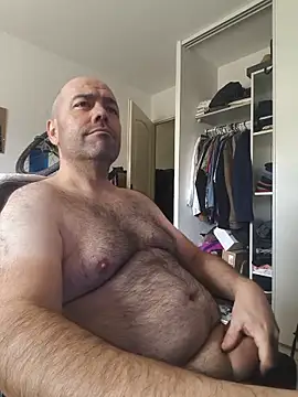 Snapshot of veryverybigdick45 chatting on 05/30/26, 10:45 veryverybigdick45 online show from 05/30/26, 10:45