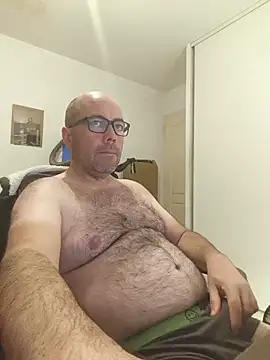 Snapshot of veryverybigdick45 chatting on 06/07/26, 10:46 veryverybigdick45 online show from 06/07/26, 10:46