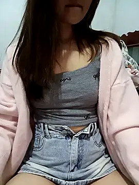 Snapshot of Girl20sexy chatting on 10/29/25, 04:42 Girl20sexy online show from 10/29/25, 04:42