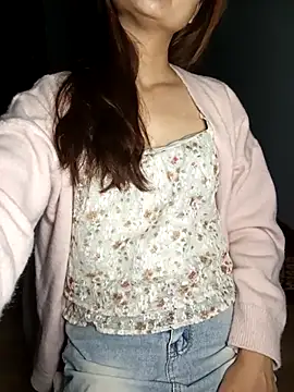 Snapshot of Girl20sexy chatting on 11/28/25, 06:21 Girl20sexy online show from 11/28/25, 06:21