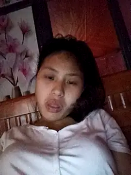 trieungoclnt online show from 03/23/25, 04:38