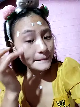 trieungoclnt online show from 09/11/25, 03:23