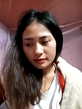 trieungoclnt online show from 10/27/25, 04:27