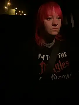 poussichienne online show from 05/09/26, 02:06