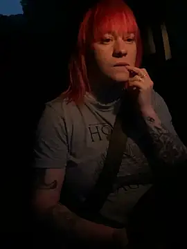 poussichienne online show from 05/26/26, 03:02