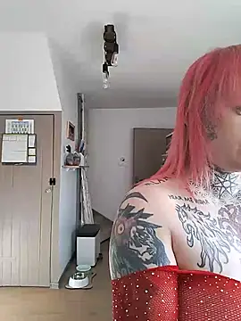 poussichienne online show from 05/28/26, 06:10