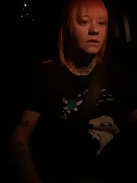poussichienne online show from 06/04/26, 02:06