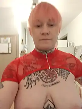 poussichienne online show from 06/04/26, 02:56