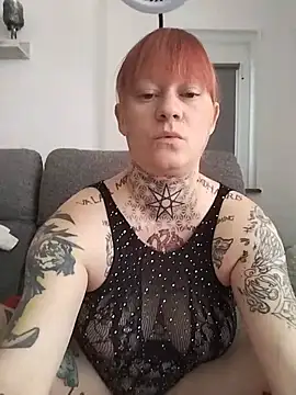 poussichienne online show from 07/29/26, 07:17