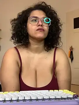 Curvydesifromgermany online show from 01/29/25, 09:01