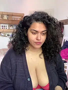 Curvydesifromgermany online show from 04/27/26, 02:37