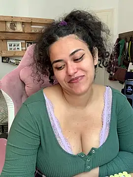 Curvydesifromgermany online show from 07/13/26, 10:07