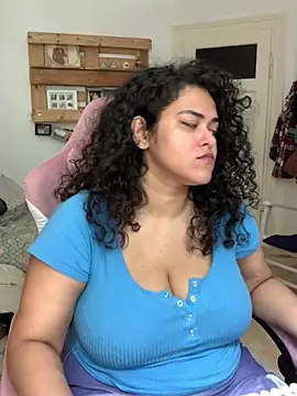 Curvydesifromgermany online show from 07/17/26, 10:33