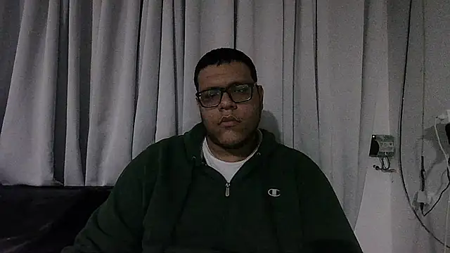 chubbyboy2431 online show from 02/20/25, 02:07