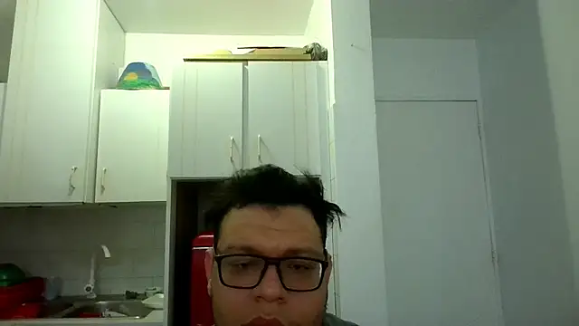 chubbyboy2431 online show from 09/13/25, 06:13