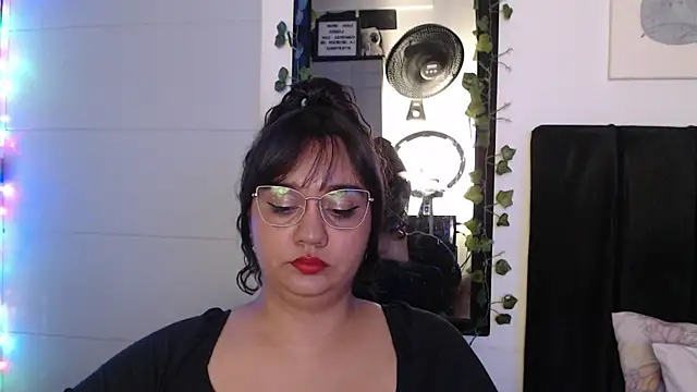 Snapshot of Alezapark chatting on 07/07/26, 12:31 Alezapark online show from 07/07/26, 12:31
