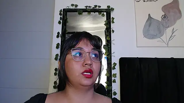 Snapshot of Alezapark chatting on 08/07/26, 02:02 Alezapark online show from 08/07/26, 02:02