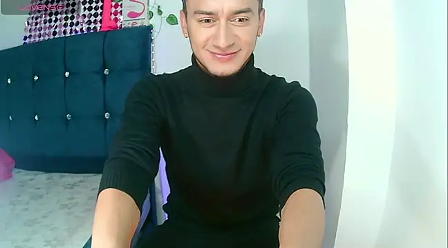 Kevin Torres online show from 12/12/24, 02:37