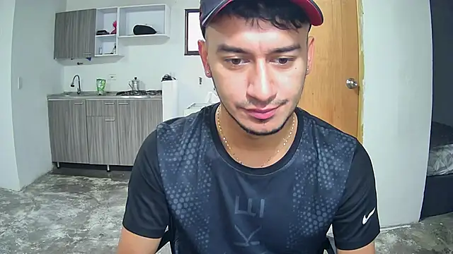 Kevin Torres online show from 10/21/25, 09:26