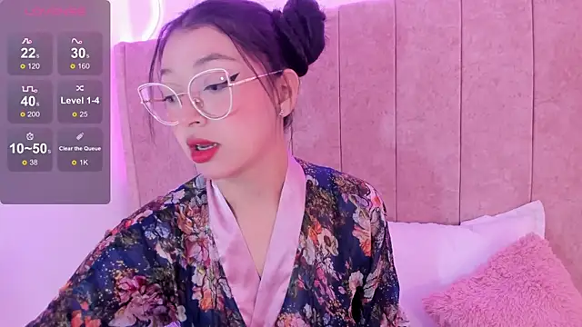 kaoriii  online show from 01/15/25, 12:15