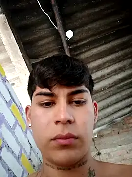 Snapshot of Lukas_strong chatting on 09/18/25, 06:10 Lukas strong online show from 09/18/25, 06:10