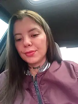 basic Instinct online show from 10/17/25, 12:30