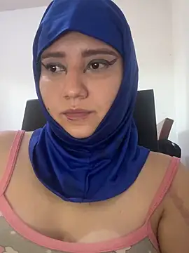 hannahayat online show from 06/12/26, 03:22