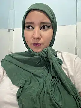 hannahayat online show from 07/16/26, 07:09